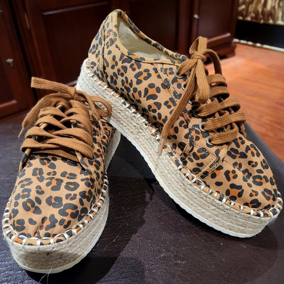 EST 1946 shoes - Picture 2 of 4